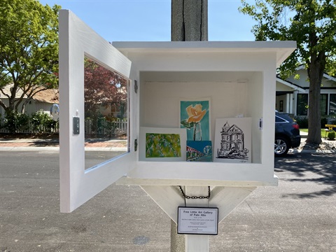 Free Little Art Gallery by Trish Jemison